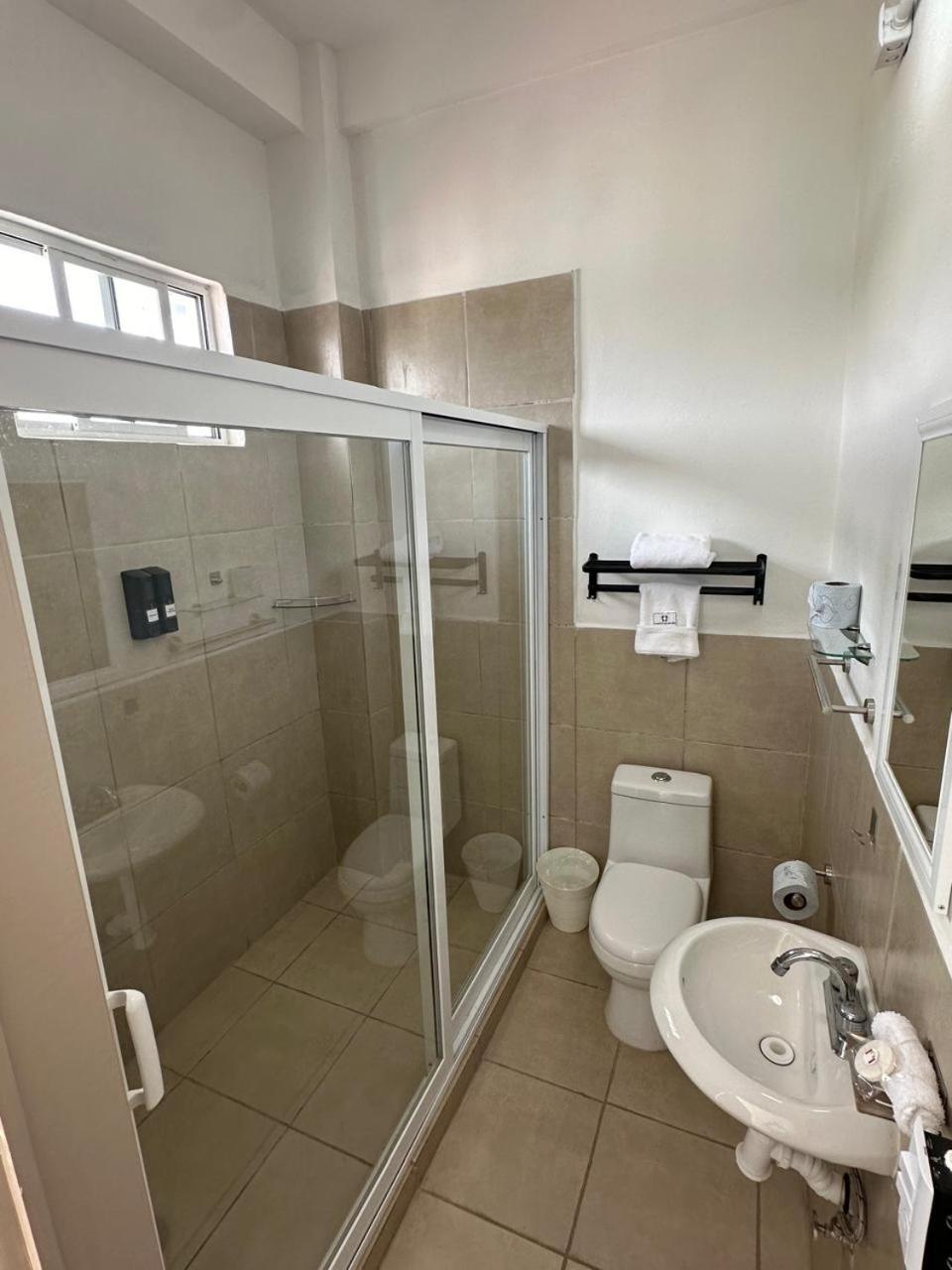 Hotel Plaza Centenario Juan Aldama エクステリア 写真